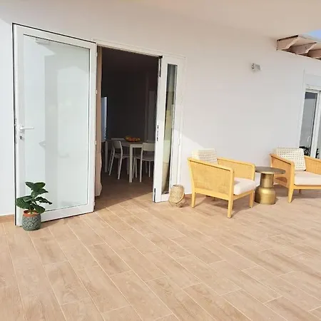 Luna Nueva Con Jacuzzi Lägenhet Tarajalejo